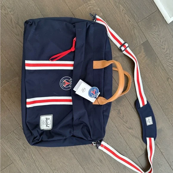 Herschel Supply Paris St Germain (PSG) Winslow Bag - Picture 4 of 6